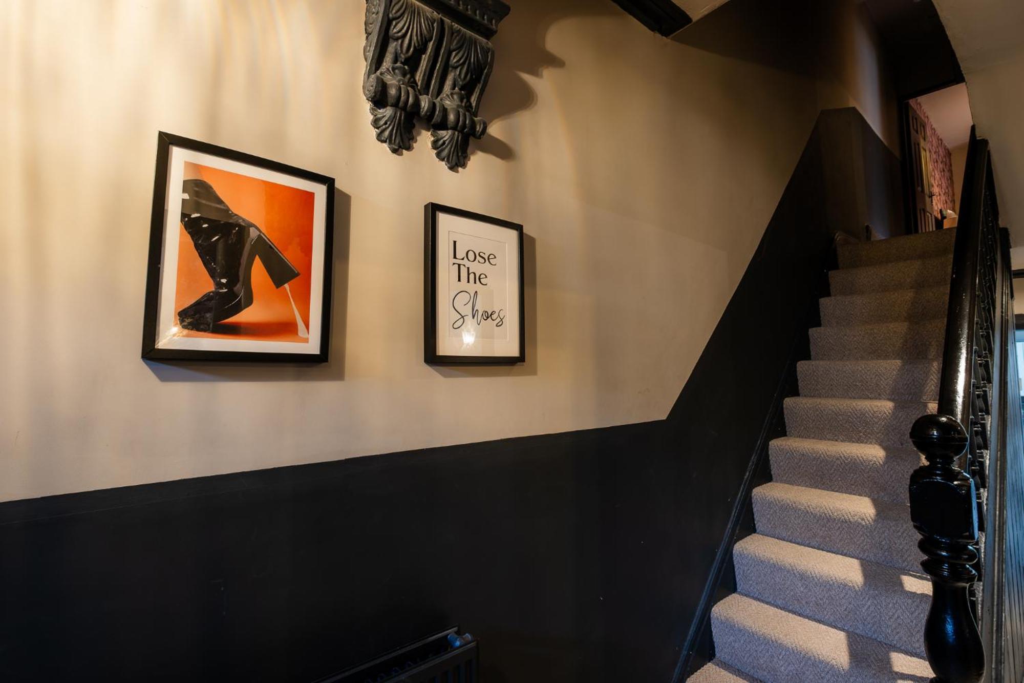 Entire Modern House Liverpool, 6 Bedrooms المظهر الخارجي الصورة