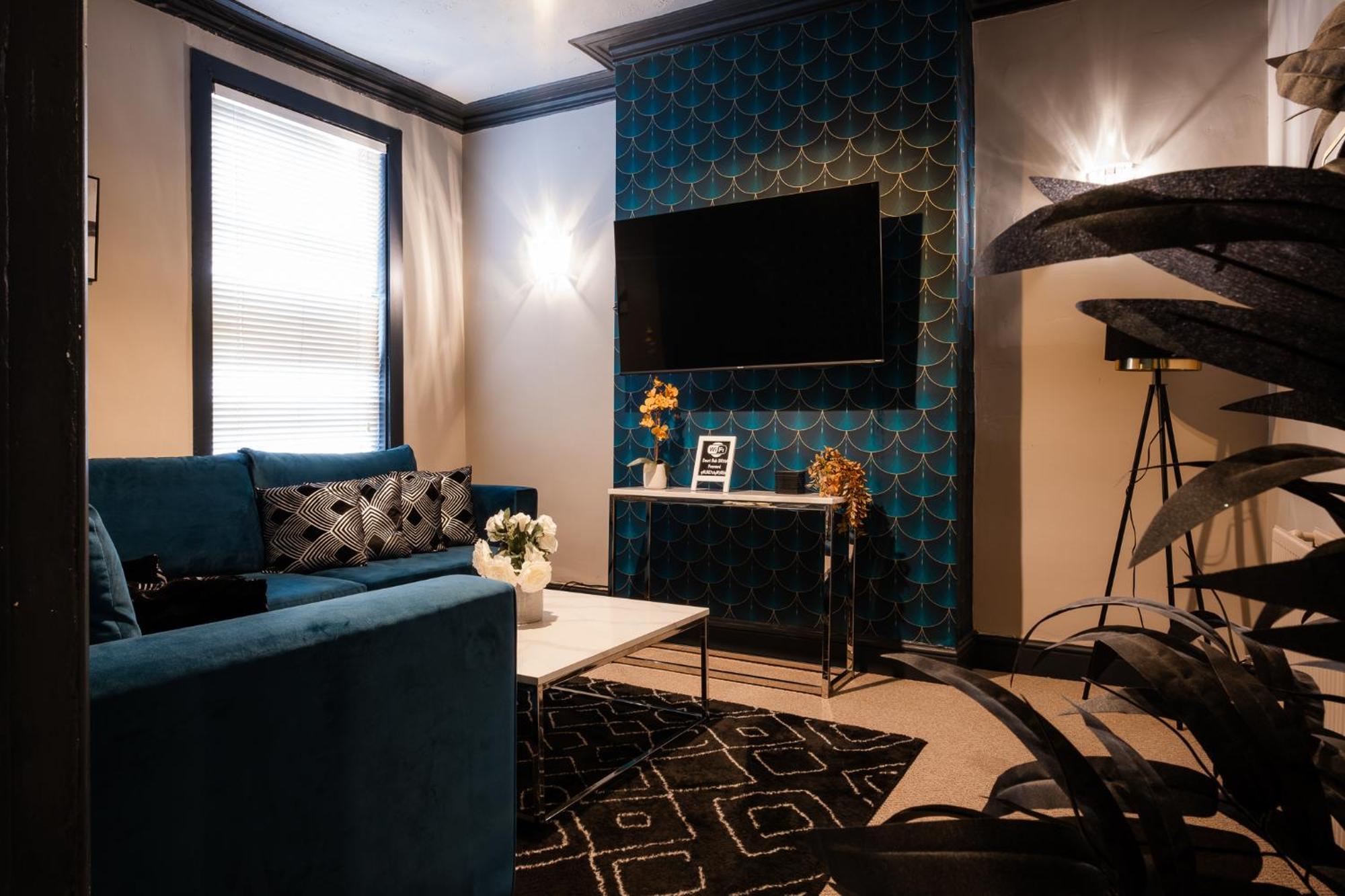Entire Modern House Liverpool, 6 Bedrooms المظهر الخارجي الصورة