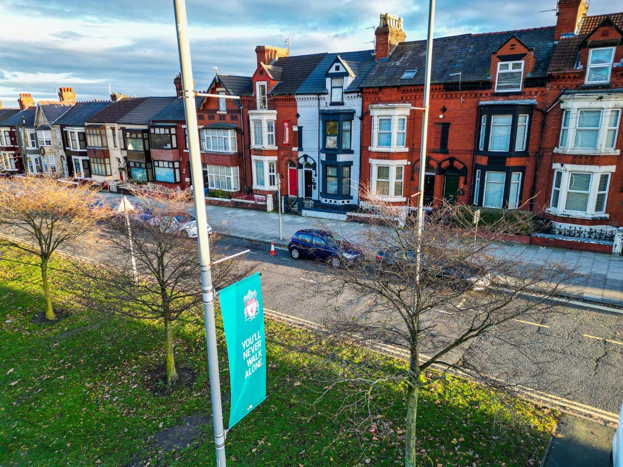 Entire Modern House Liverpool, 6 Bedrooms المظهر الخارجي الصورة